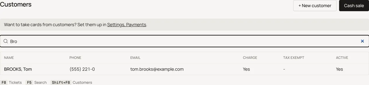 Sample shop. Customers list with the search field mid-type.
